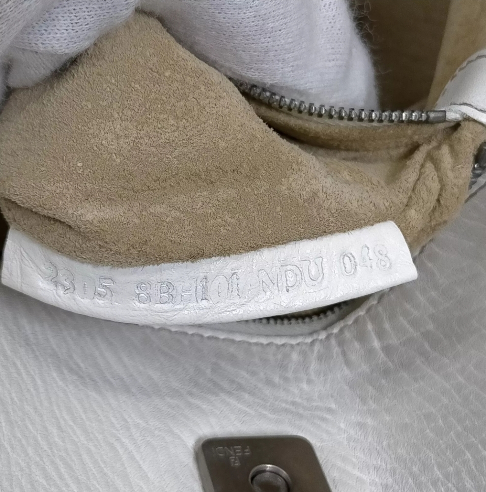 Fendi Selleria White Leather Handbag - Picture 9 of 12